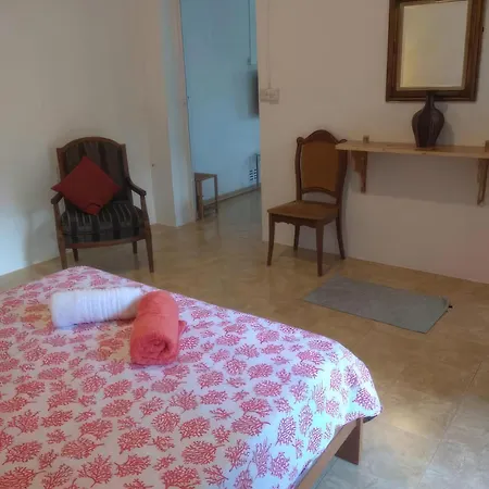 Bed and Breakfast Les Antigones
